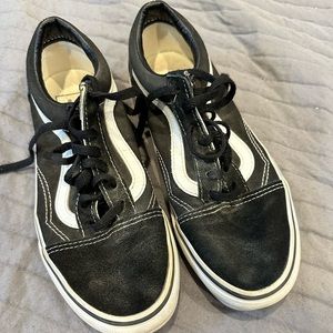 Vans M4.5/W6 classic suede shoes
